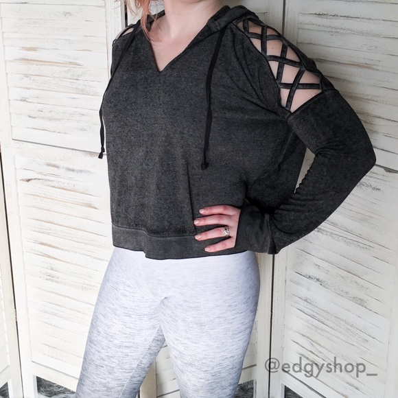 Threads 4 Thought | Hazel Cropped Hoodie - Picture 2 of 7